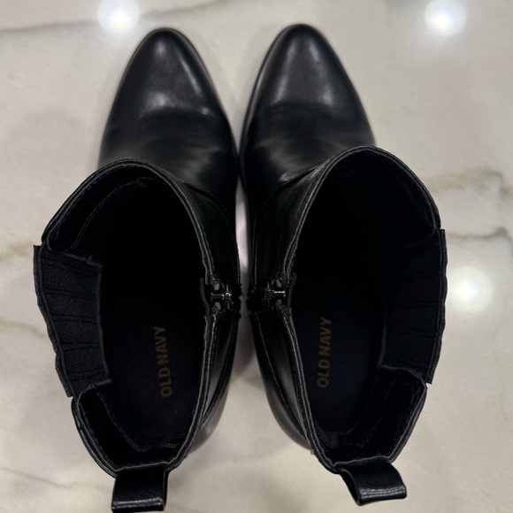 Old Navy Ankle Boots Size 8 Black Faux Leather - Picture 7 of 15